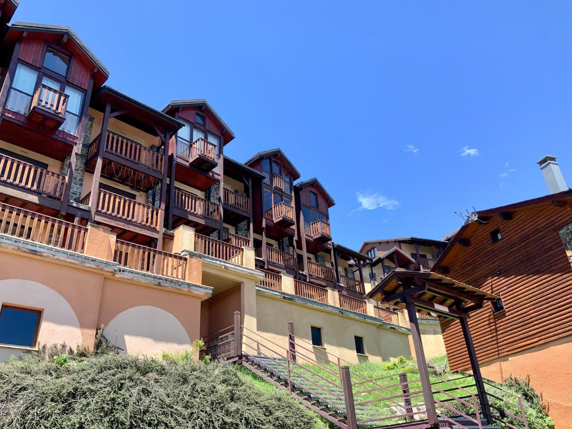 Studio Cabine Chaleureux A Pyrenees 2000 - Wifi Et Parking Prive Bolquere Bagian luar foto